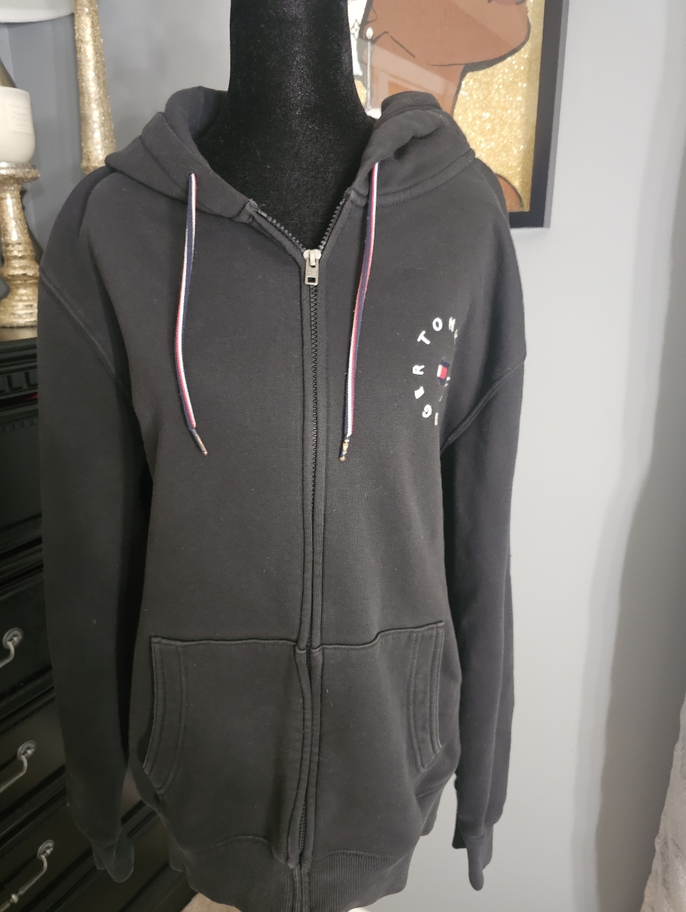 Tommy Hilfiger Black Hoodie with Flag Logo and Trim